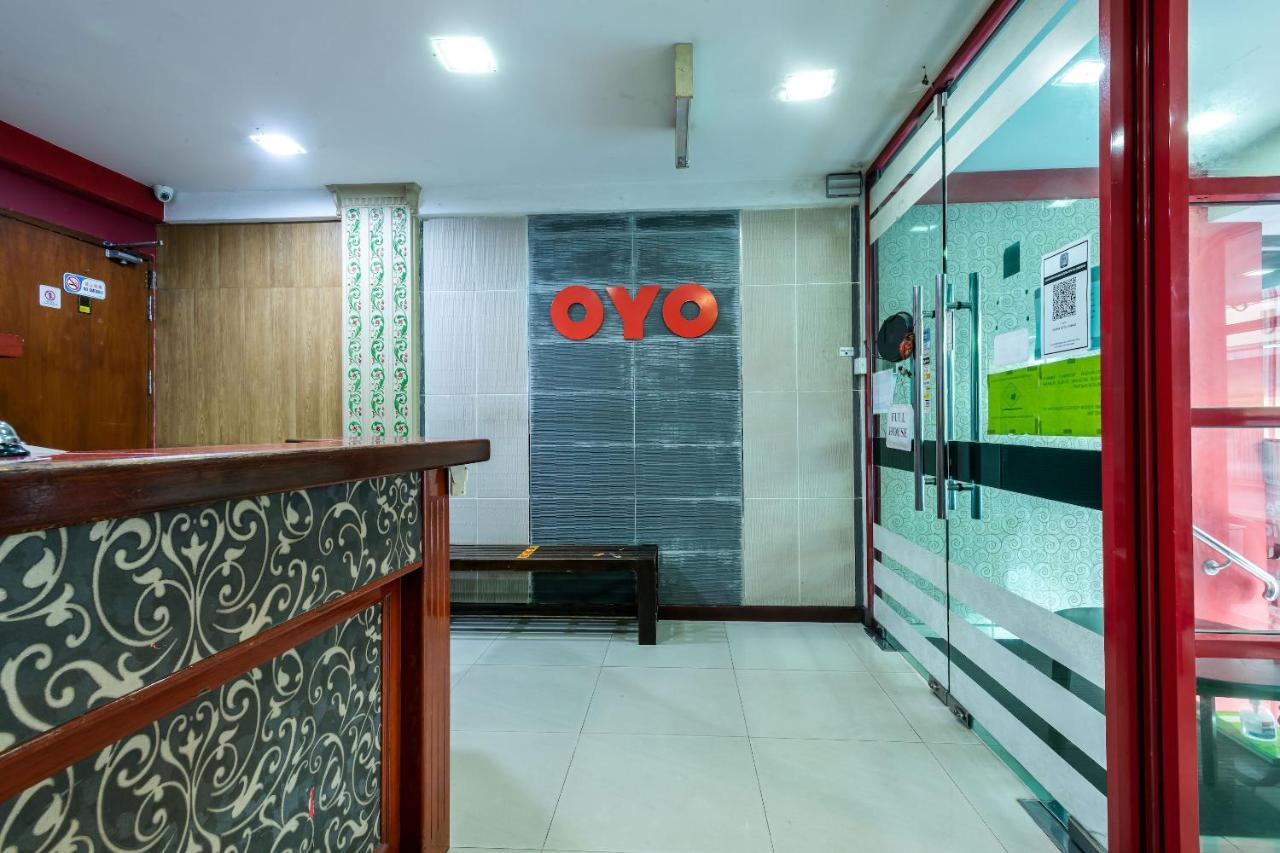 טאוואו Oyo 89997 Kurnia Hotel מראה חיצוני תמונה