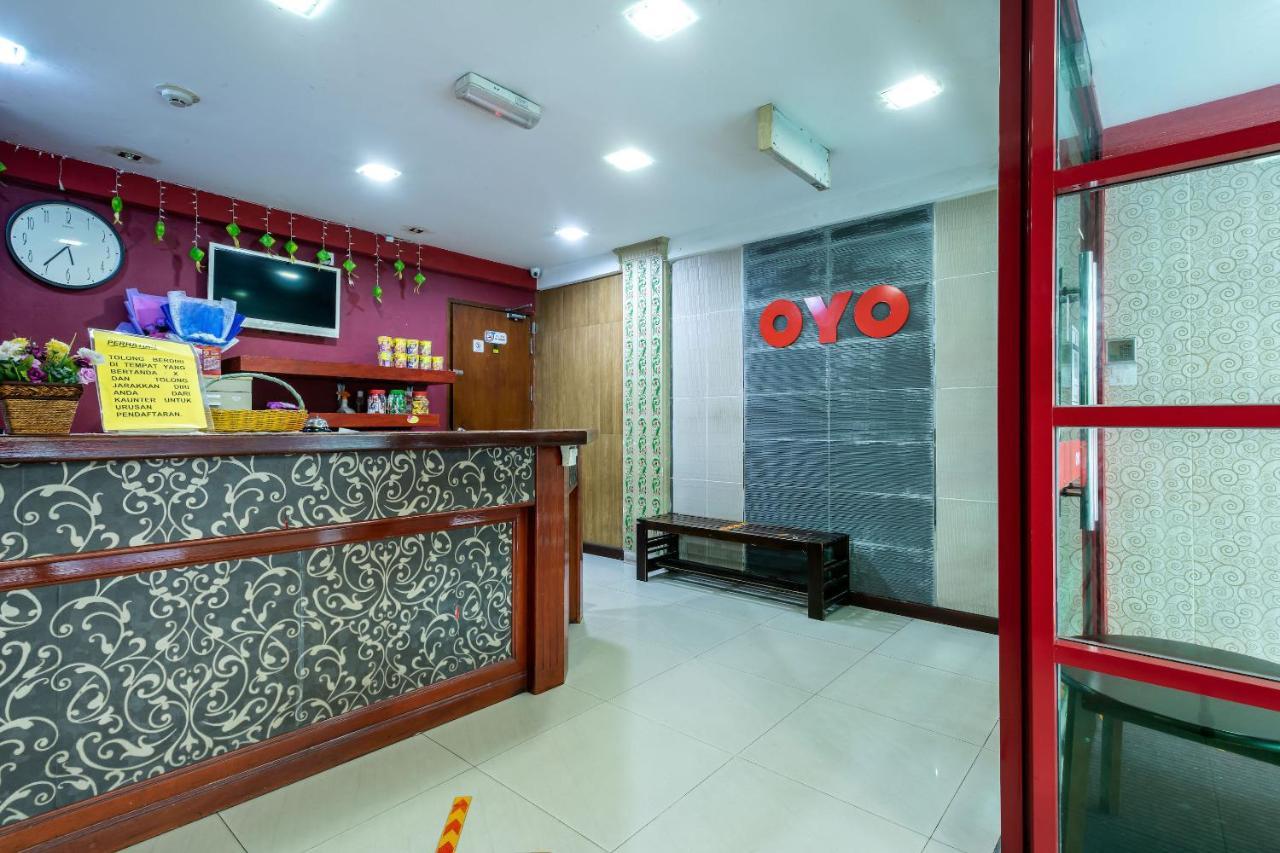 טאוואו Oyo 89997 Kurnia Hotel מראה חיצוני תמונה