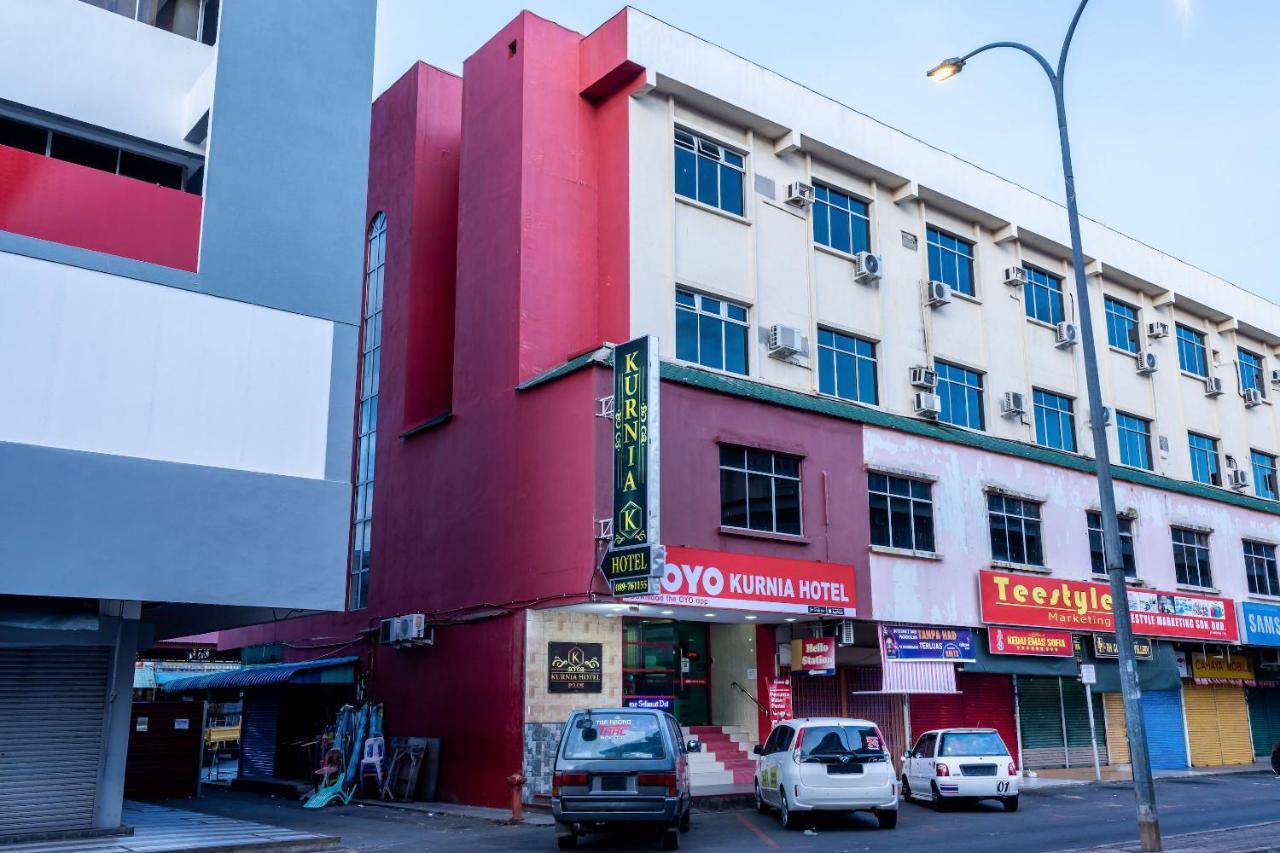 טאוואו Oyo 89997 Kurnia Hotel מראה חיצוני תמונה