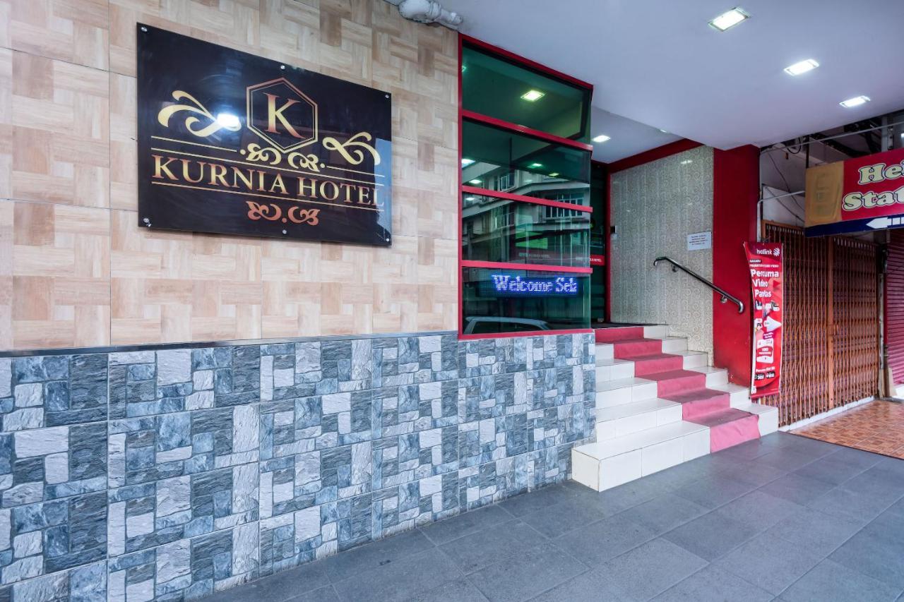 טאוואו Oyo 89997 Kurnia Hotel מראה חיצוני תמונה